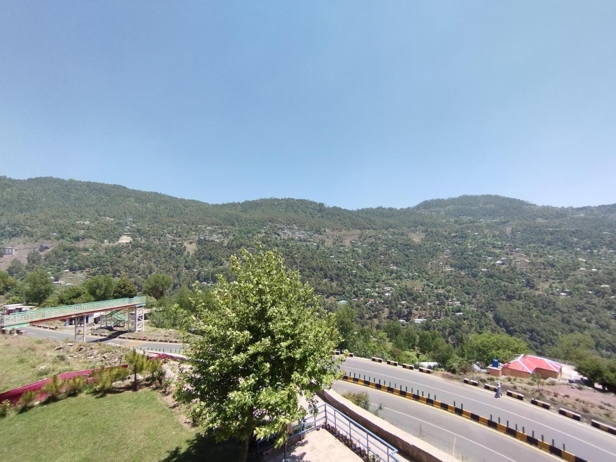 Midway Apartment Murree Exterior photo